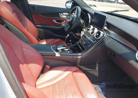 2016 Mercedes-Benz C 300 4Matic/Luxury 4Matic/Sport 4Matic из США, поврежденный, VIN 55SWF4KB5GU166944